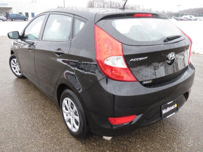 2012 Hyundai Accent  GS