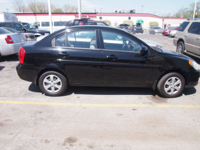2011 Hyundai Accent GLS