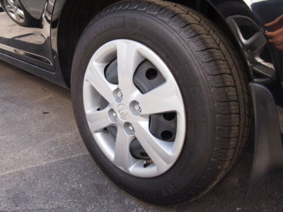 2011 Hyundai Accent GLS