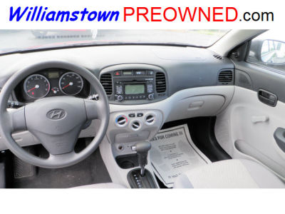 2010 Hyundai Accent GLS