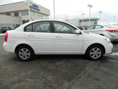 2011 Hyundai Accent GLS
