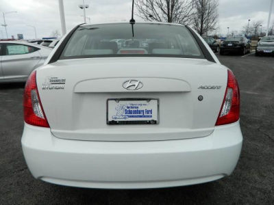 2011 Hyundai Accent GLS