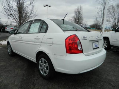 2011 Hyundai Accent GLS