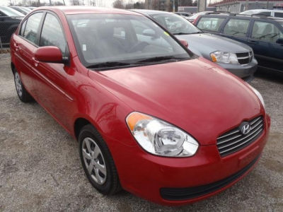2011 Hyundai Accent  GLS