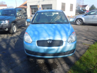 2011 Hyundai Accent  GLS