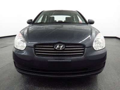 2011 Hyundai Accent  GLS