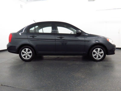 2011 Hyundai Accent  GLS
