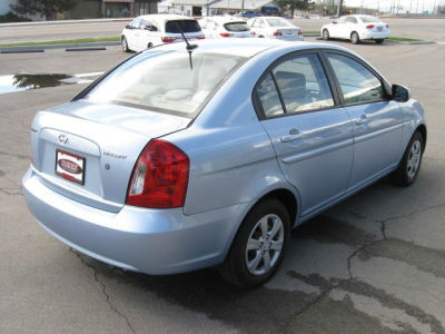 2011 Hyundai Accent GLS