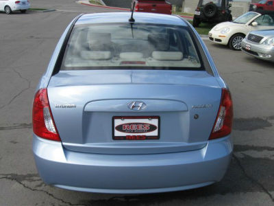 2011 Hyundai Accent GLS