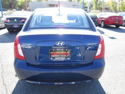 2011 Hyundai Accent  GLS