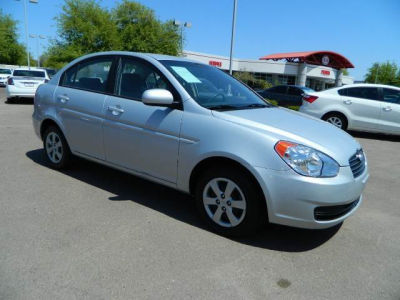 2011 Hyundai Accent  GLS