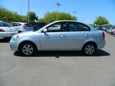 2011 Hyundai Accent  GLS