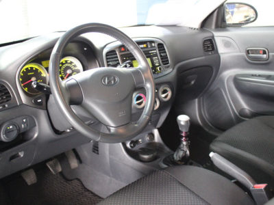 2008 Hyundai Accent  SE