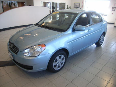 2011 Hyundai Accent  GLS