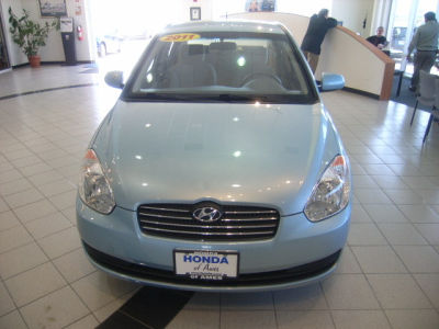 2011 Hyundai Accent GLS