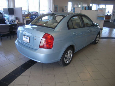 2011 Hyundai Accent GLS