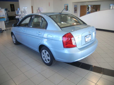 2011 Hyundai Accent GLS