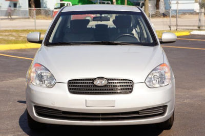 2010 Hyundai Accent  GLS