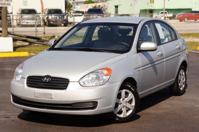 2010 Hyundai Accent  GLS