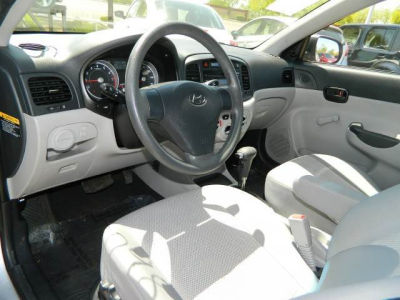 2011 Hyundai Accent GLS