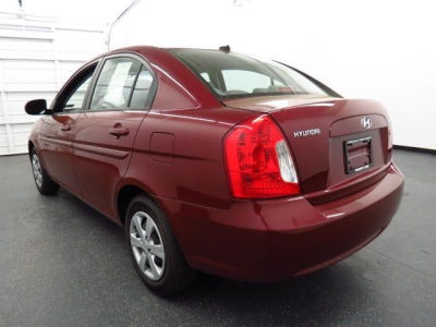 2011 Hyundai Accent GLS