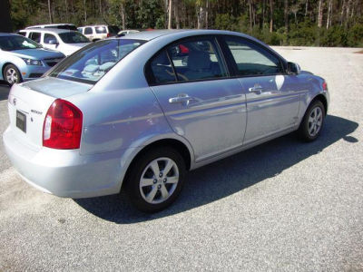 2011 Hyundai Accent GLS