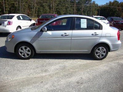 2011 Hyundai Accent GLS