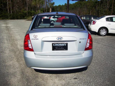 2011 Hyundai Accent GLS