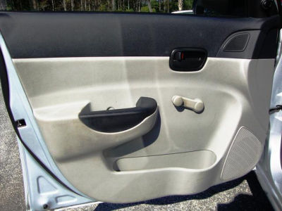 2011 Hyundai Accent GLS