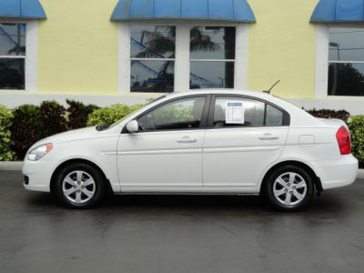 2010 Hyundai Accent GLS
