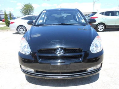 2009 Hyundai Accent  SE
