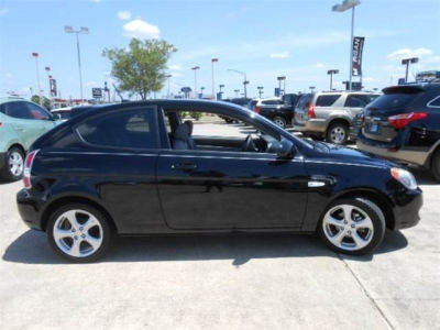 2009 Hyundai Accent  SE
