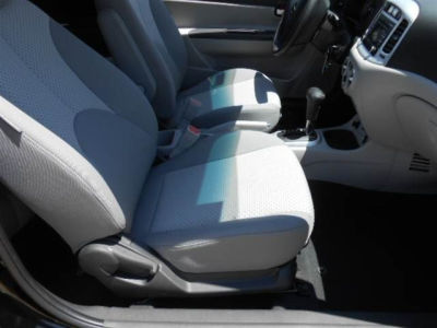 2009 Hyundai Accent  SE