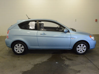 2010 Hyundai Accent  GS