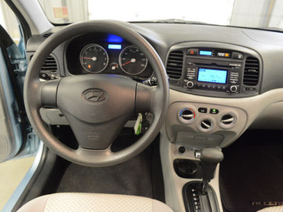 2010 Hyundai Accent  GS
