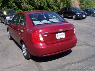 2010 Hyundai Accent GLS