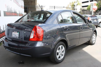 2011 Hyundai Accent GLS