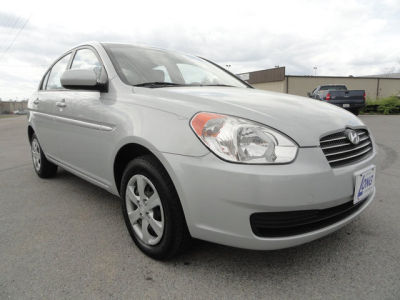 2010 Hyundai Accent  GLS
