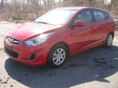 2012 Hyundai Accent  GS