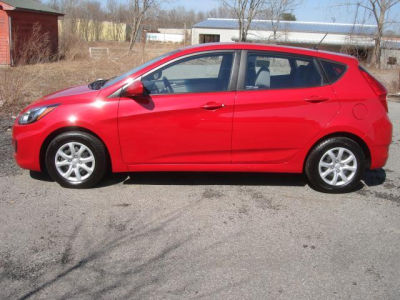 2012 Hyundai Accent  GS