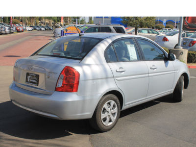 2011 Hyundai Accent GLS