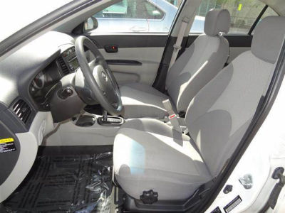 2009 Hyundai Accent GLS