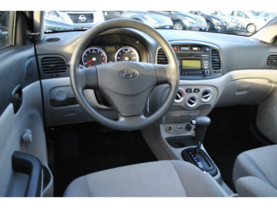 2011 Hyundai Accent GLS
