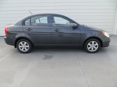 2010 Hyundai Accent  GLS