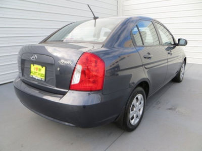 2010 Hyundai Accent  GLS