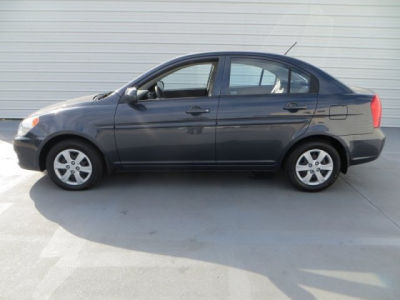 2010 Hyundai Accent  GLS