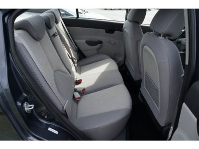 2010 Hyundai Accent GLS