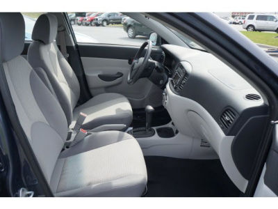2010 Hyundai Accent GLS
