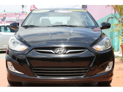 2012 Hyundai Accent GLS