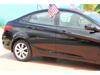 2012 Hyundai Accent GLS